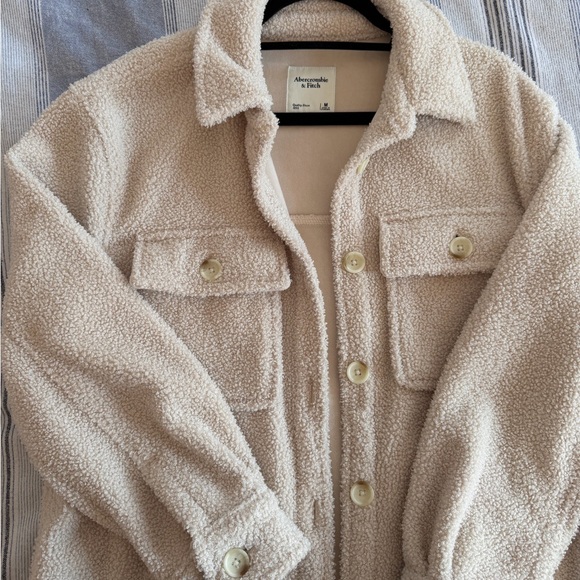 Abercrombie & Fitch Beige Sherpa Jacket - Picture 2 of 6